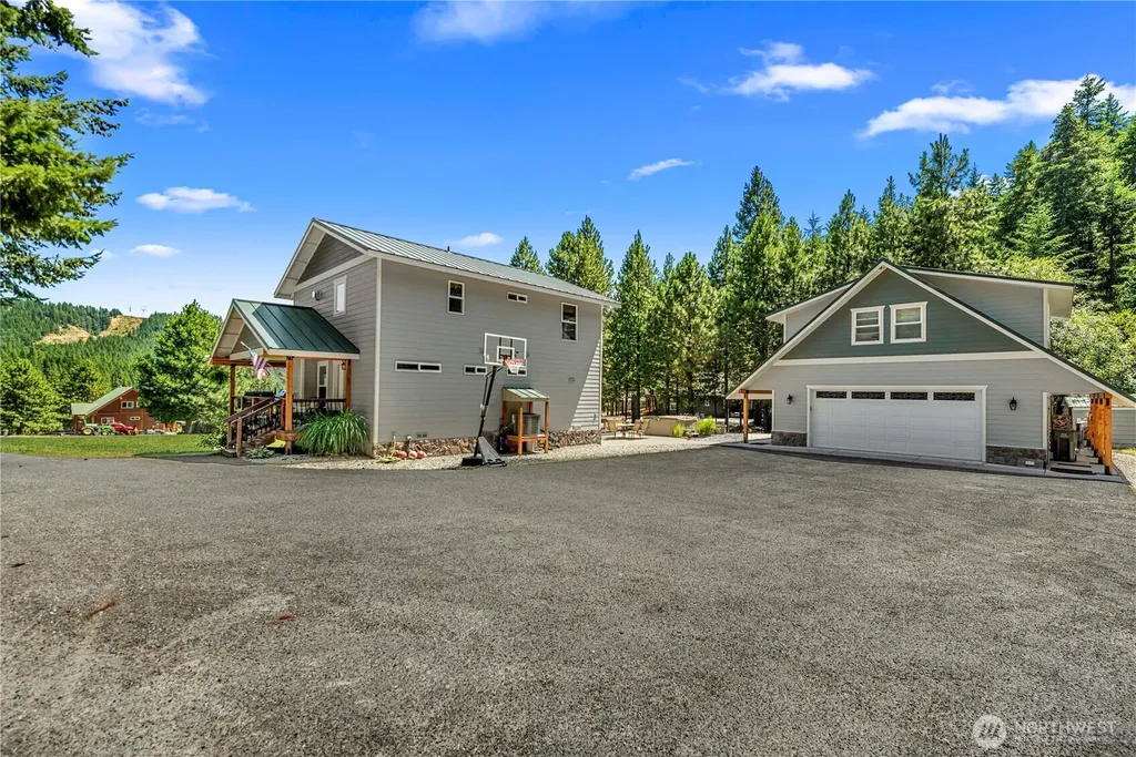 17558 River Road Leavenworth WA 98826