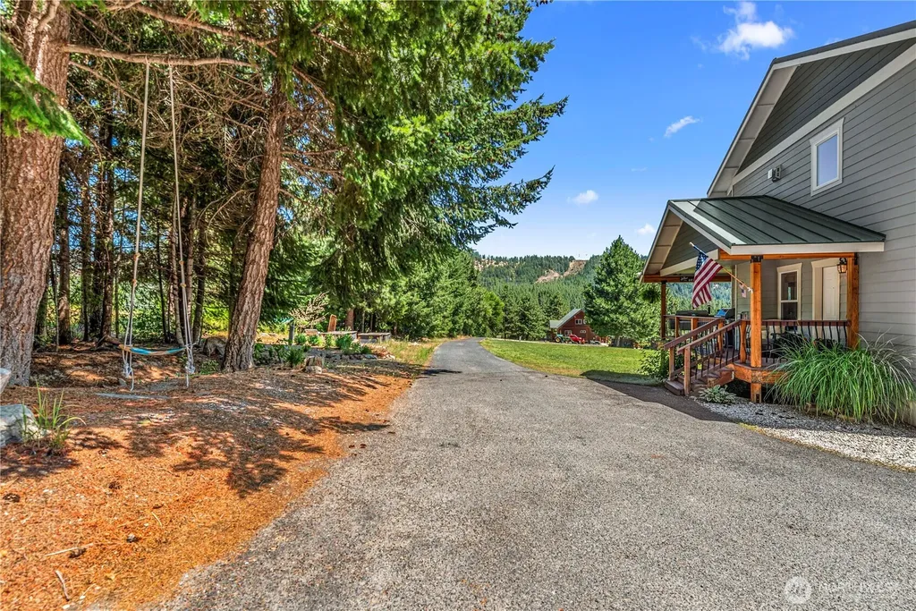 17558 River Road Leavenworth WA 98826