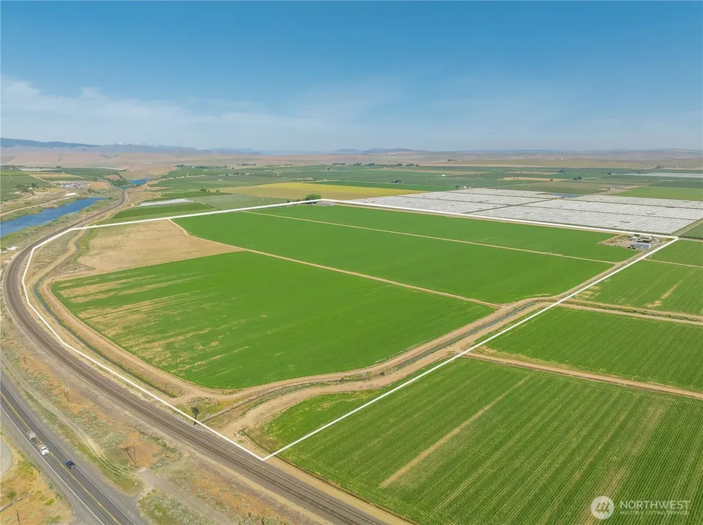 19527 Road 10.5 NW Quincy WA 98848