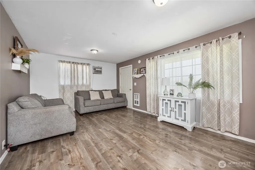 19527 Road 10.5 NW Quincy WA 98848