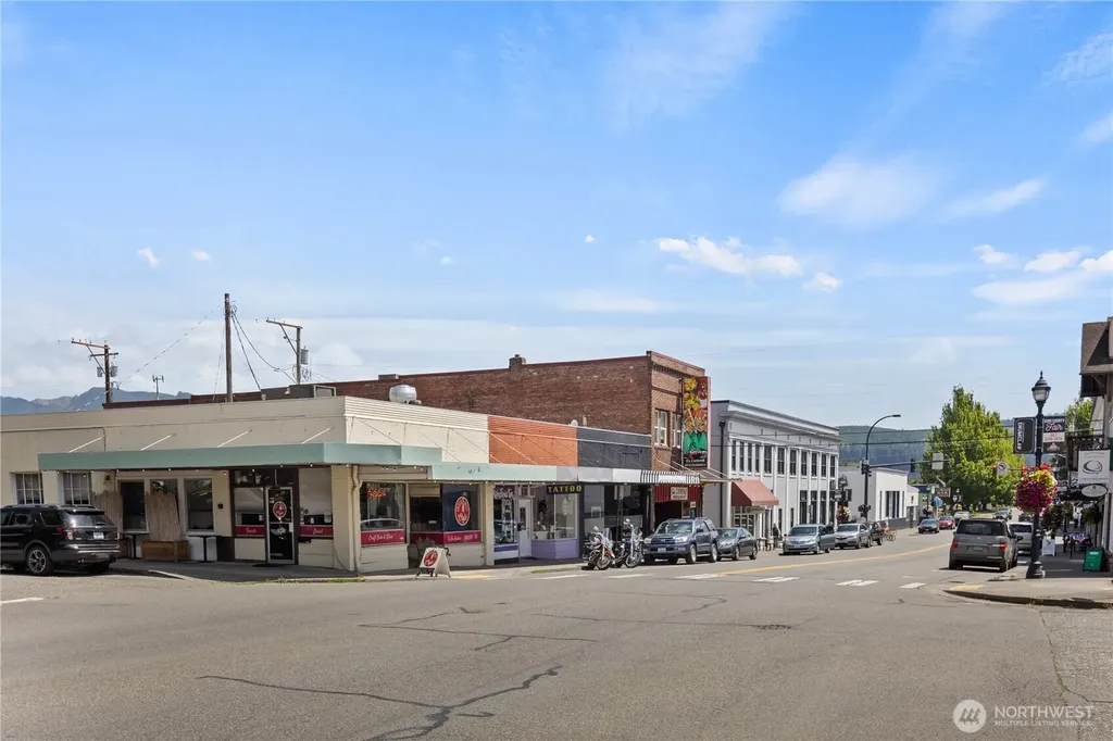 1107 Griffin Avenue Enumclaw WA 98022