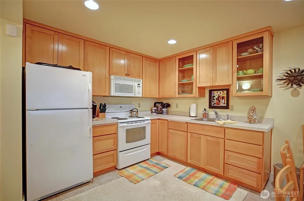 211 N Sunset Camano Island WA 98282