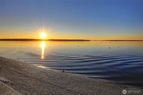 211 N Sunset Camano Island WA 98282