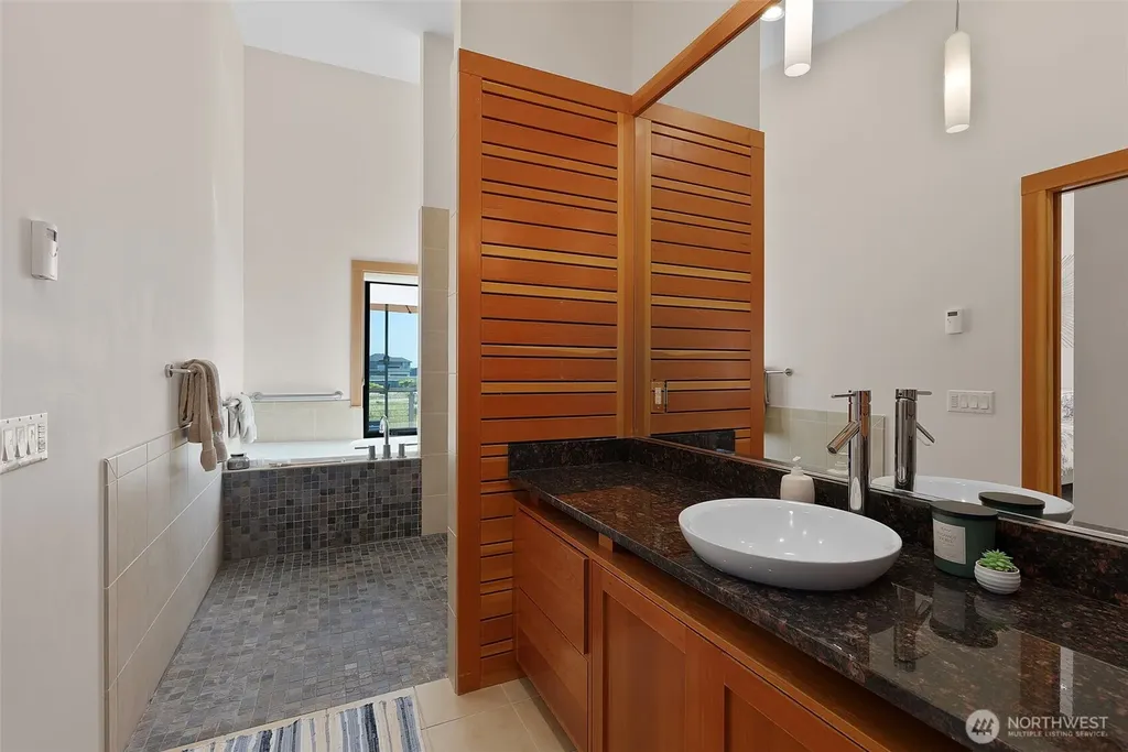 1505 Wild Rose Lane Westport WA 98595