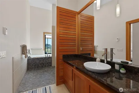 1505 Wild Rose Lane Westport WA 98595