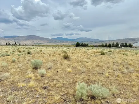 26 Old Riverside A Highway Omak WA 98841
