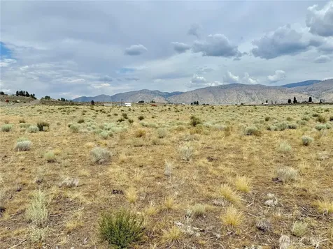26 Old Riverside A Highway Omak WA 98841