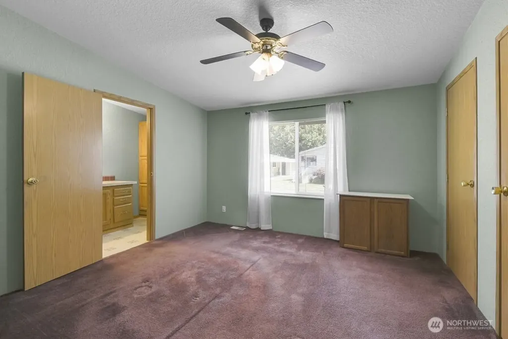 1630 Kimberly Avenue Enumclaw WA 98022