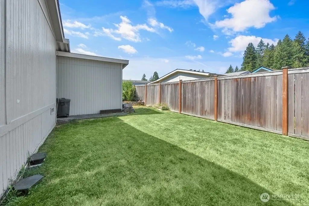 1630 Kimberly Avenue Enumclaw WA 98022