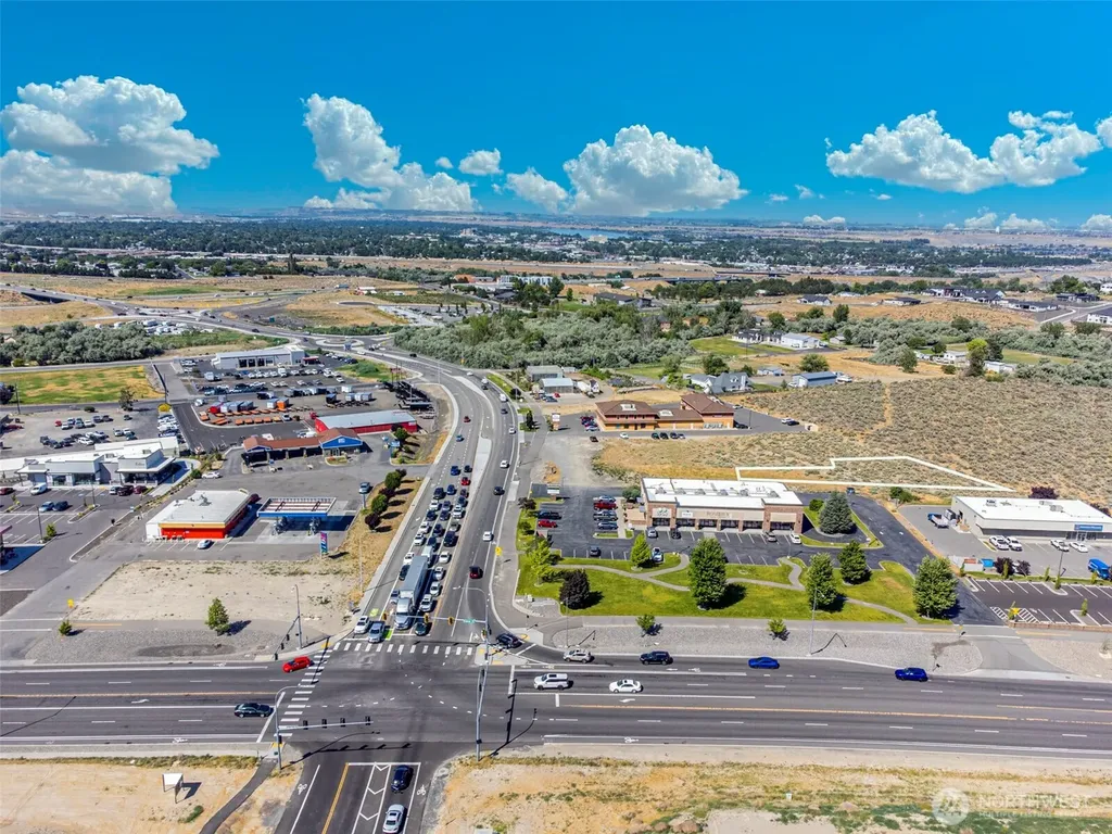 1000 Nka Queensgate Richland WA 99352