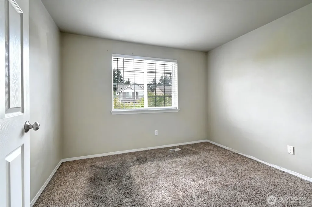 16127 SE 256th Place Covington WA 98042