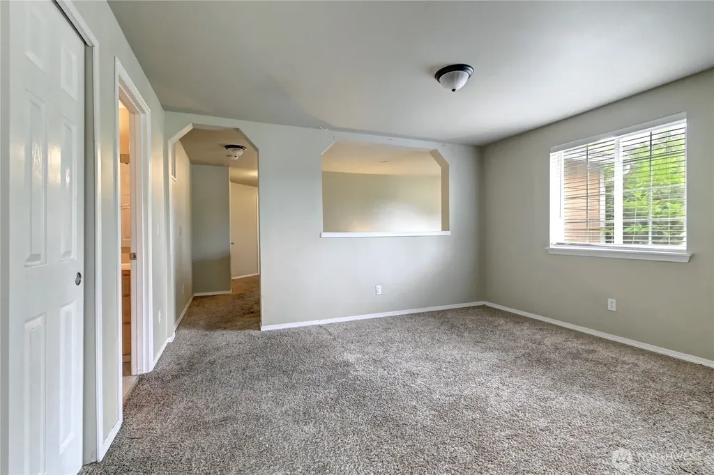 16127 SE 256th Place Covington WA 98042