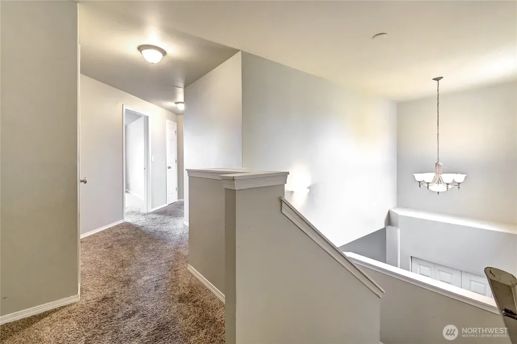 16127 SE 256th Place Covington WA 98042