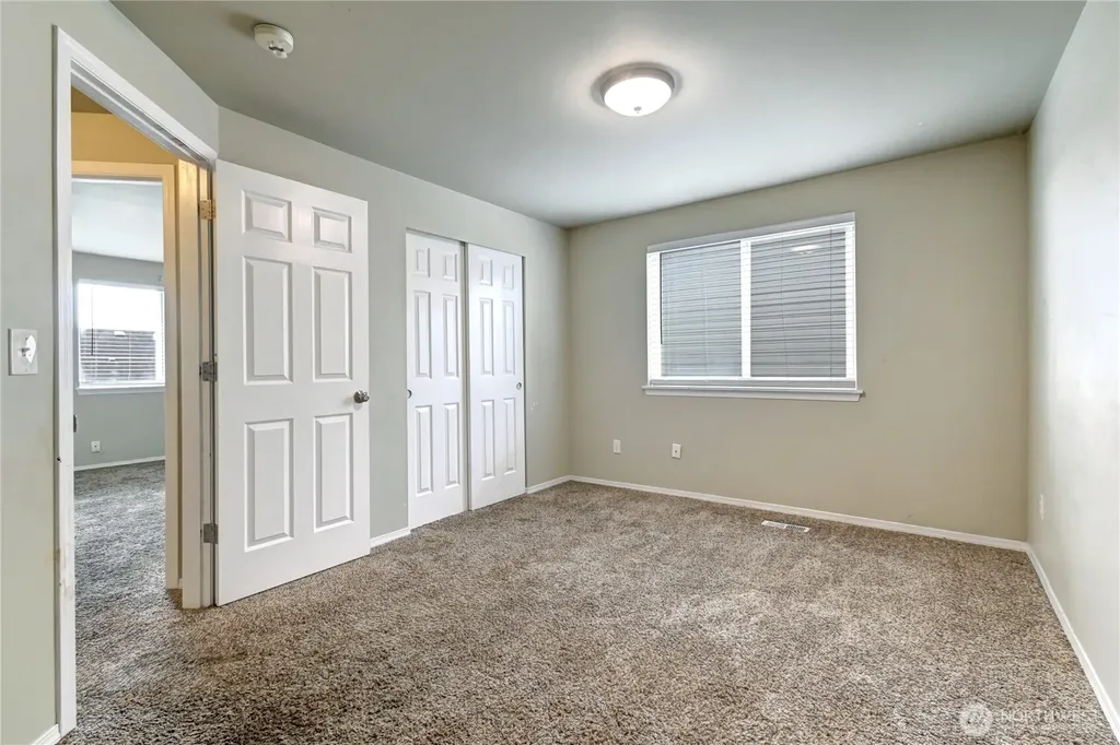16127 SE 256th Place Covington WA 98042