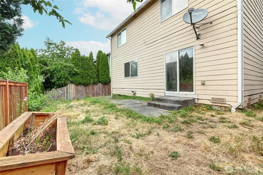16127 SE 256th Place Covington WA 98042