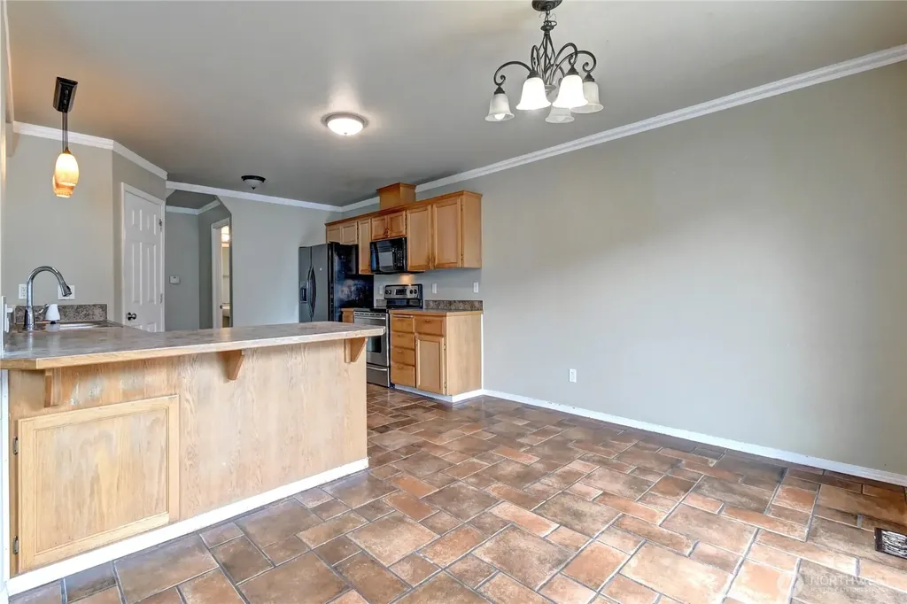 16127 SE 256th Place Covington WA 98042