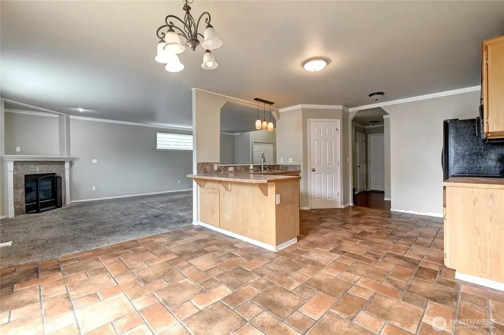 16127 SE 256th Place Covington WA 98042