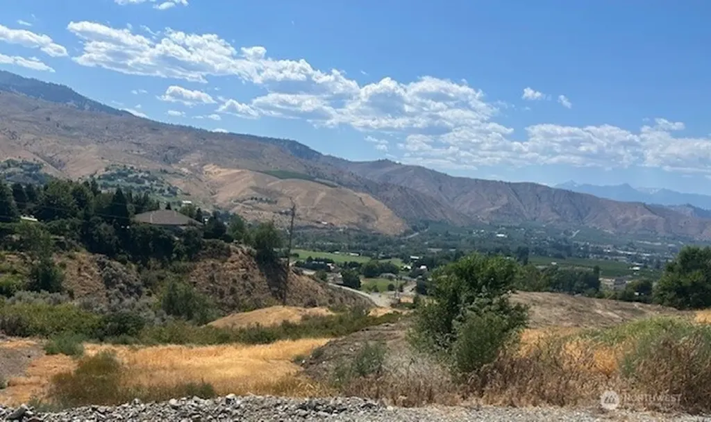 1395 Mountain Vista Wenatchee WA 98801