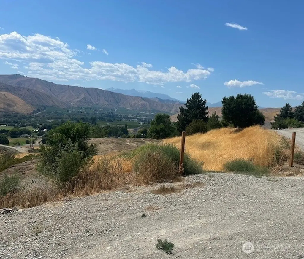 1395 Mountain Vista Wenatchee WA 98801