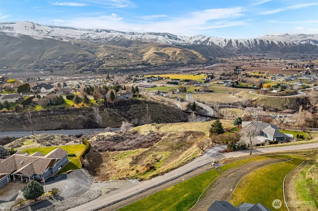 1395 Mountain Vista Wenatchee WA 98801