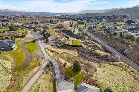 1395 Mountain Vista Wenatchee WA 98801