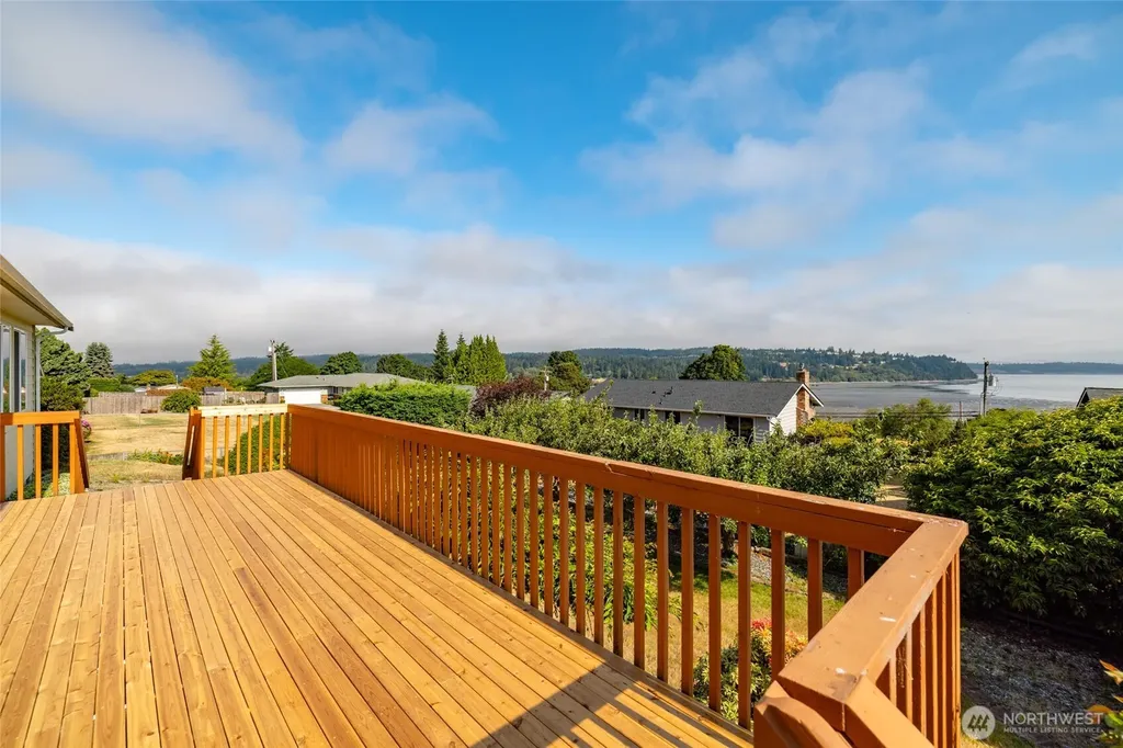 539 Birch Street Oak Harbor WA 98277