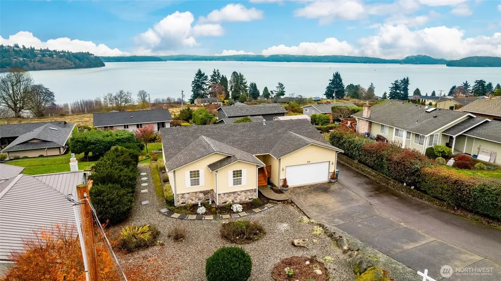 539 Birch Street Oak Harbor WA 98277