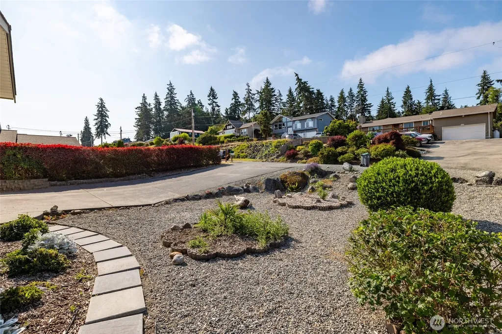 539 Birch Street Oak Harbor WA 98277