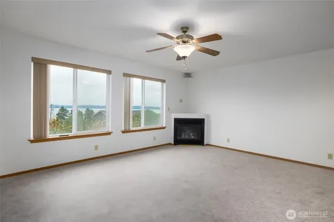 539 Birch Street Oak Harbor WA 98277