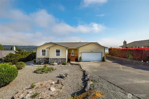 539 Birch Street Oak Harbor WA 98277