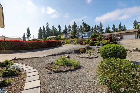 539 Birch Street Oak Harbor WA 98277