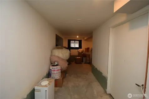 8519 Golden Given Drive E Tacoma WA 98445