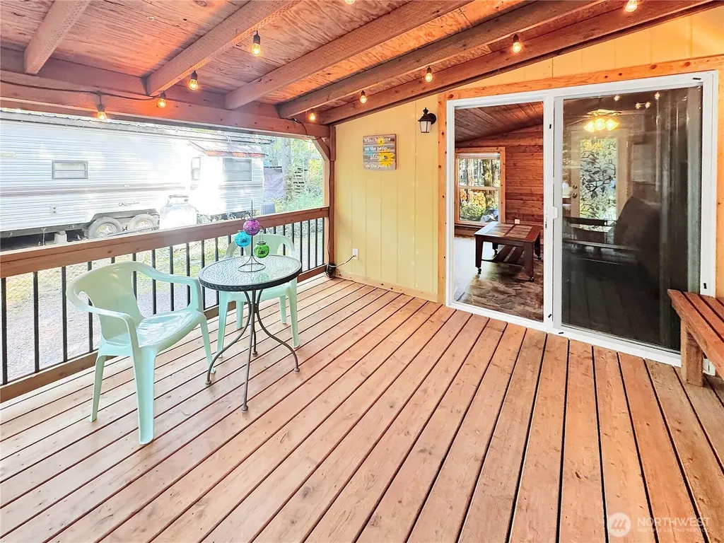 203 Fireside Lodge Deming WA 98266