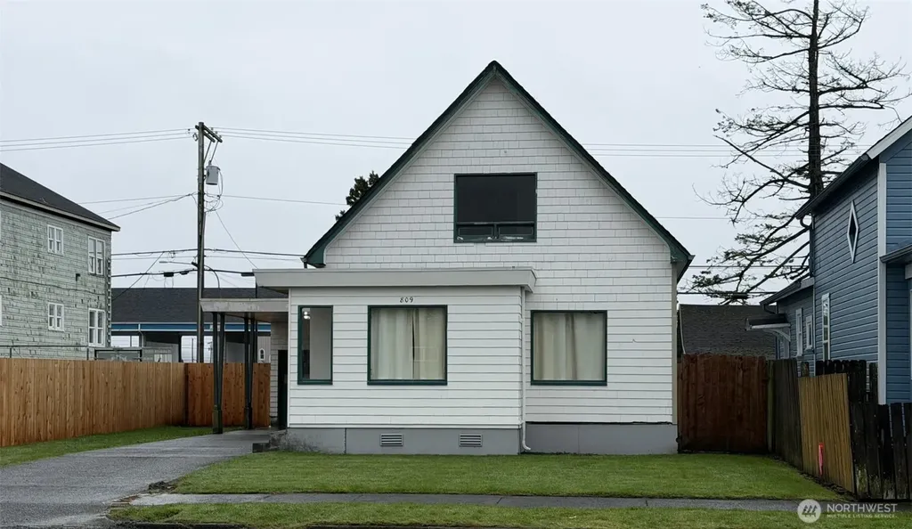 809 W Market Street Aberdeen WA 98520