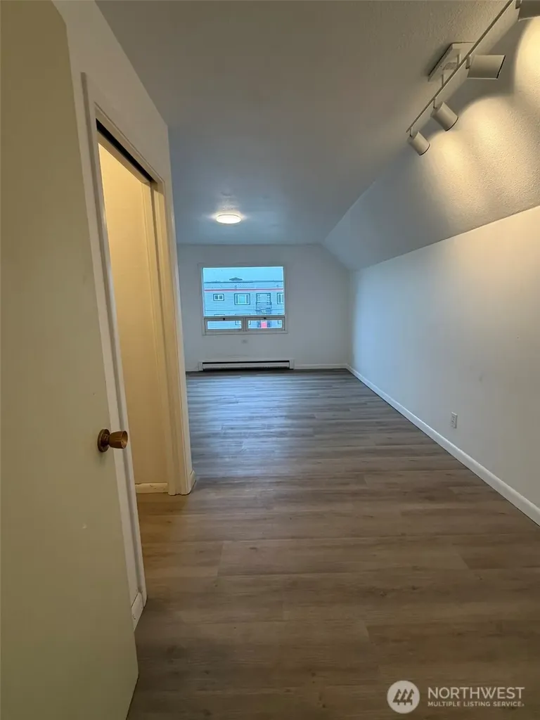 809 W Market Street Aberdeen WA 98520