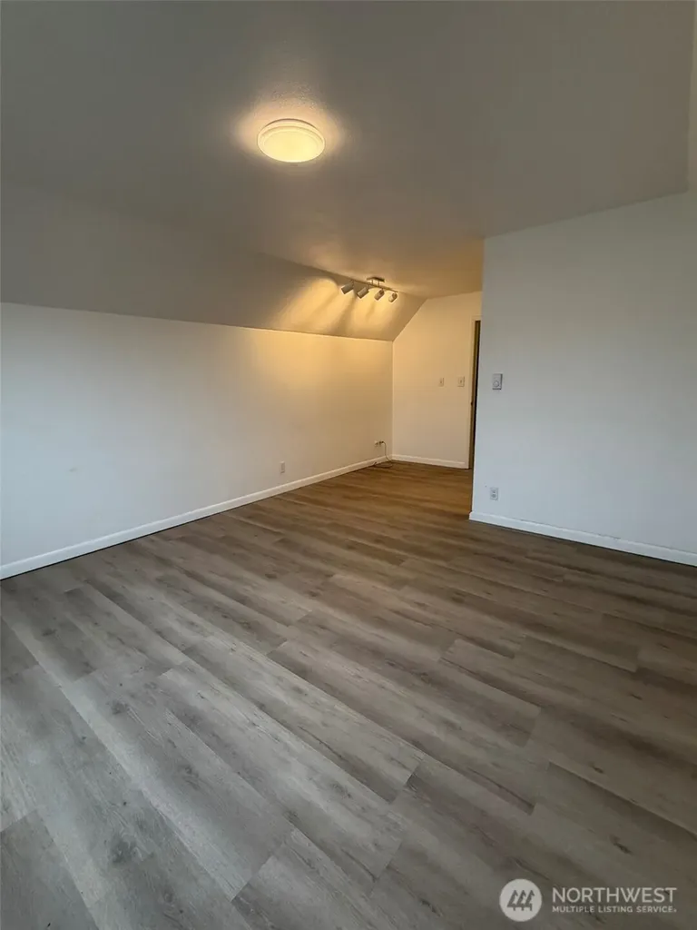 809 W Market Street Aberdeen WA 98520