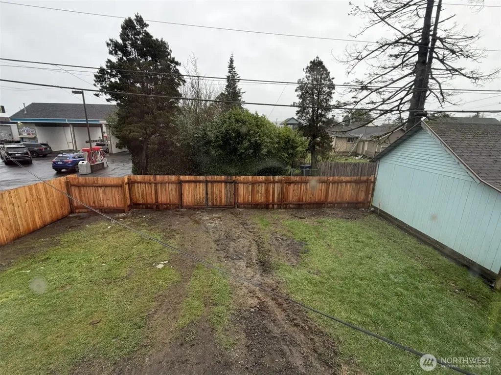 809 W Market Street Aberdeen WA 98520