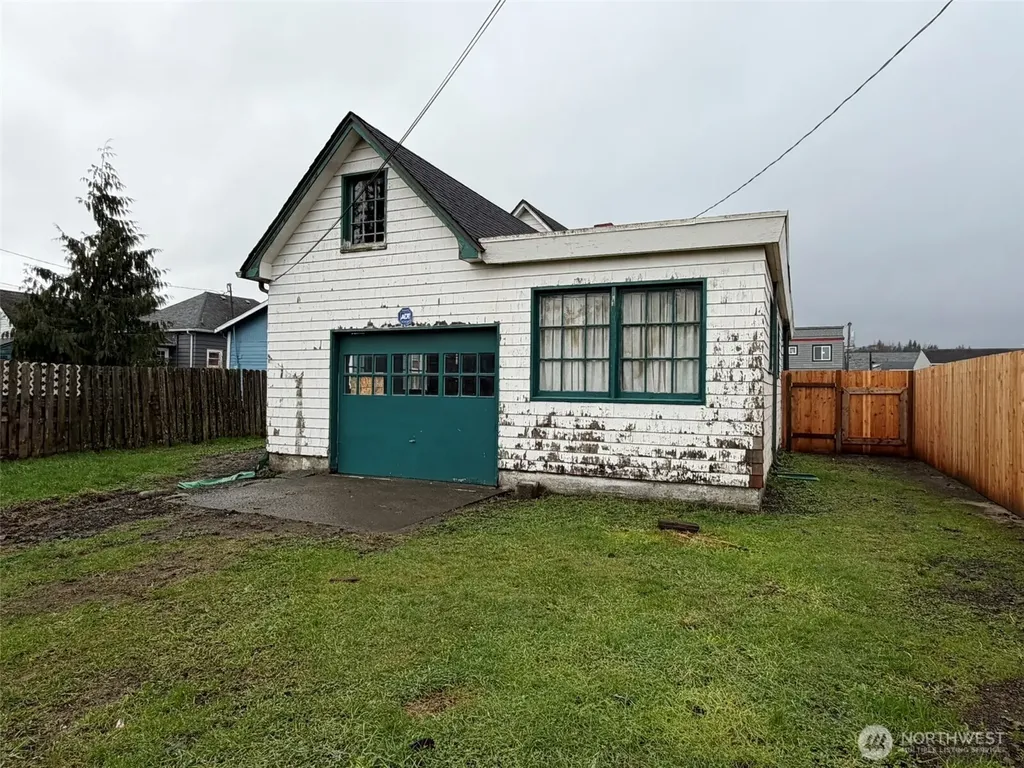 809 W Market Street Aberdeen WA 98520