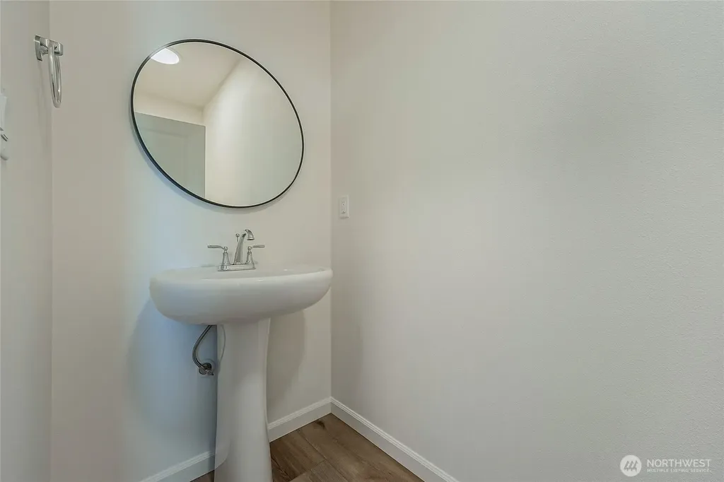 960 Rw Fletcher Street Winlock WA 98596