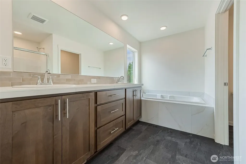 960 Rw Fletcher Street Winlock WA 98596
