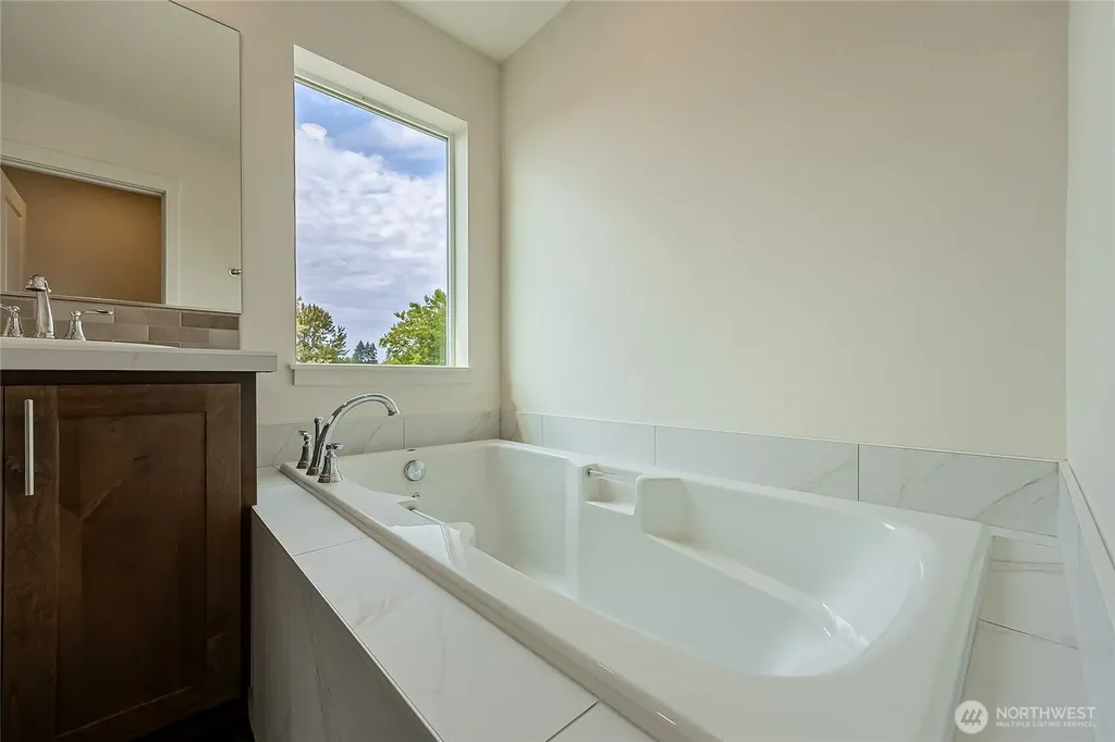 960 Rw Fletcher Street Winlock WA 98596