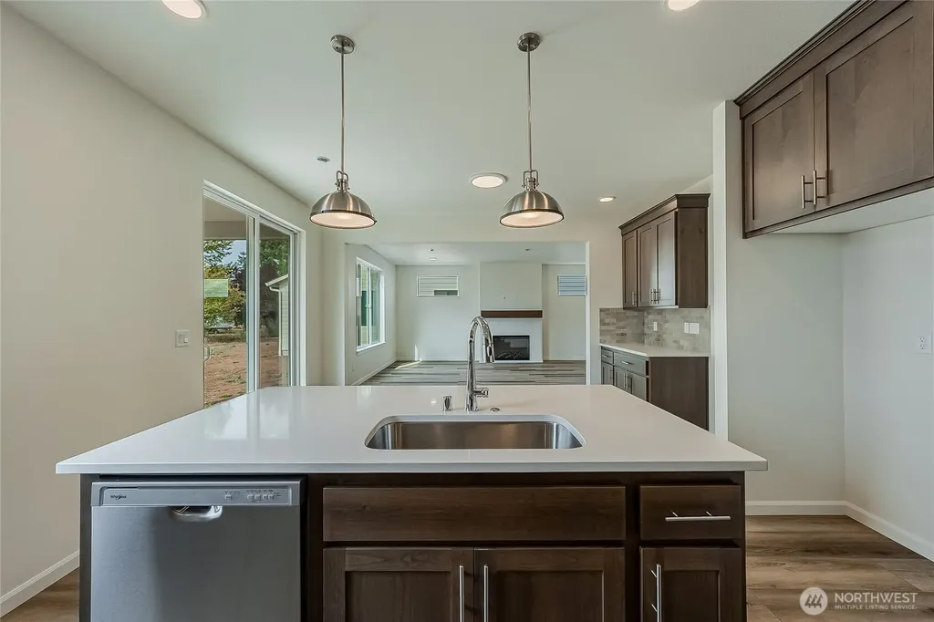 960 Rw Fletcher Street Winlock WA 98596