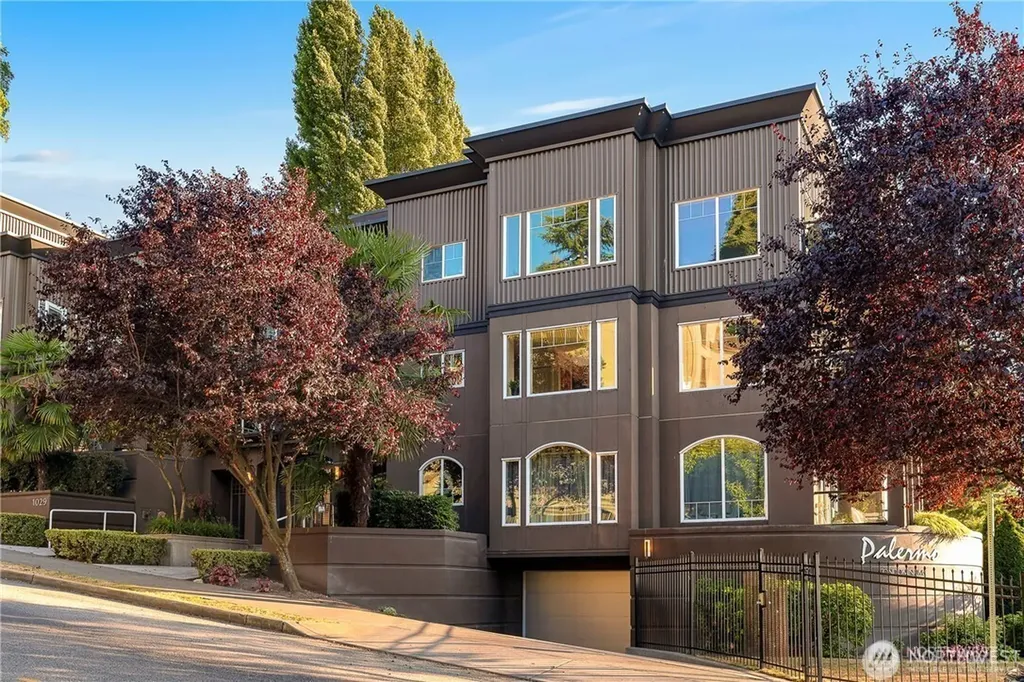 1029 Belmont Avenue E Seattle WA 98102