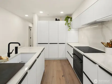 1029 Belmont Avenue E Seattle WA 98102
