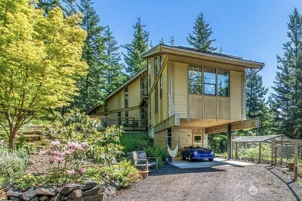 808 Pioneer Hill Road Orcas Island WA 98279