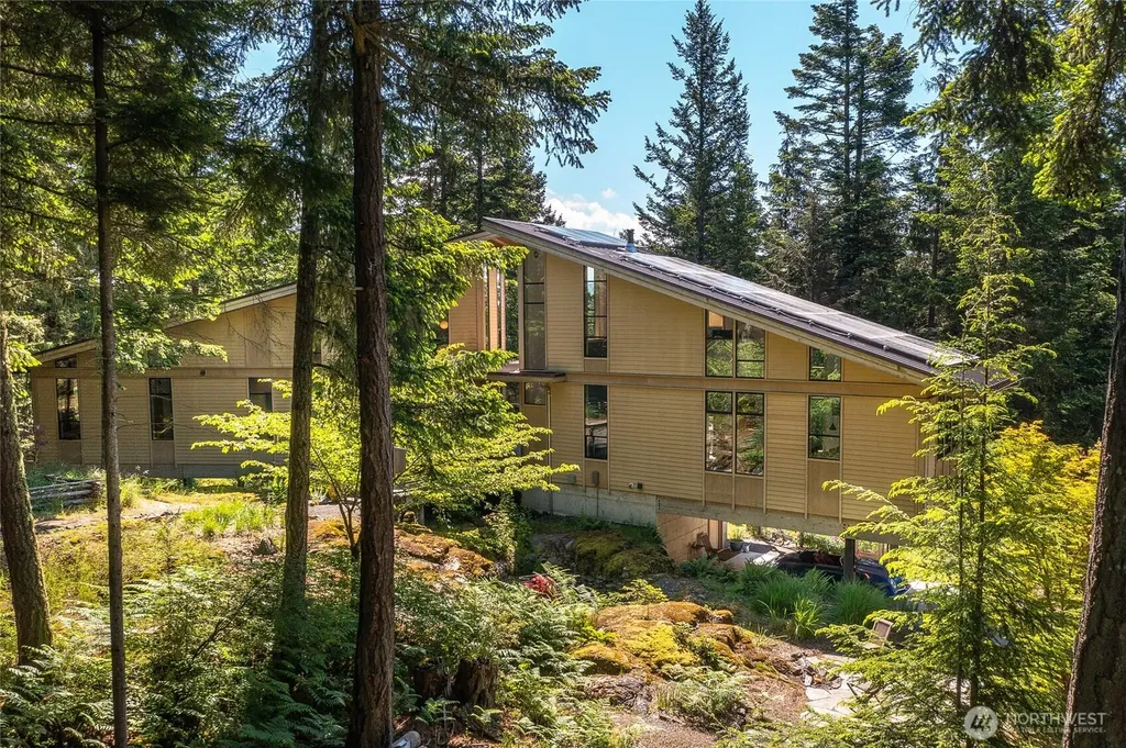 808 Pioneer Hill Road Orcas Island WA 98279