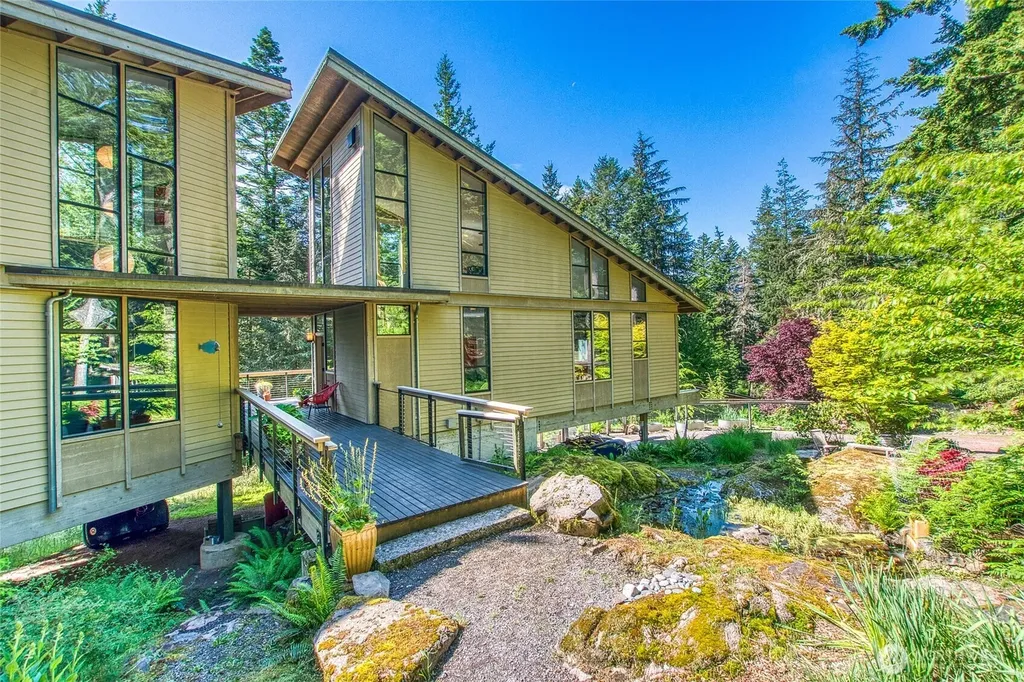 808 Pioneer Hill Road Orcas Island WA 98279