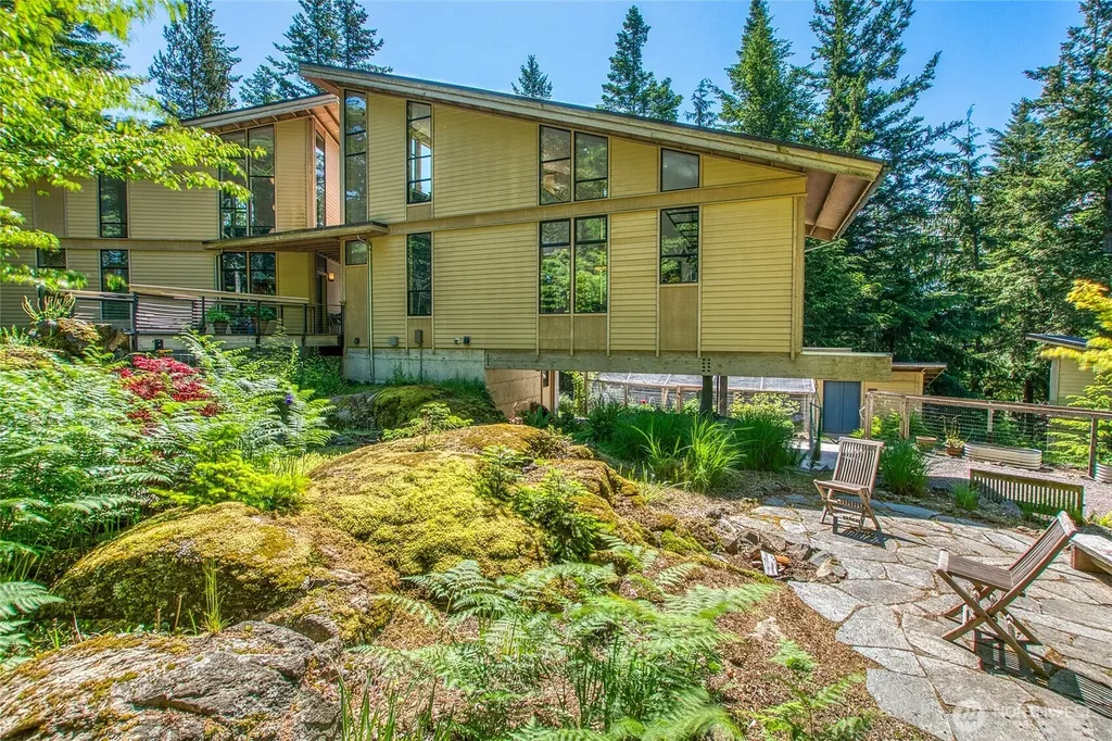 808 Pioneer Hill Road Orcas Island WA 98279