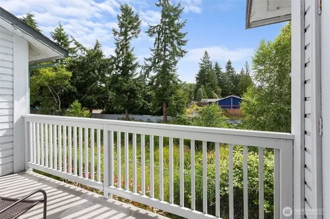 8823 Holly Drive Everett WA 98208