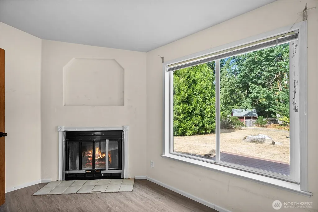 1870 NW Vaa Road Poulsbo WA 98370